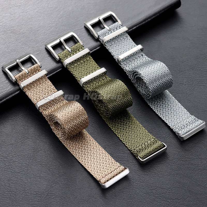 حزام ساعة من القماش والنايلون  - مراجعة Omega Watches Smartwatch وسعره